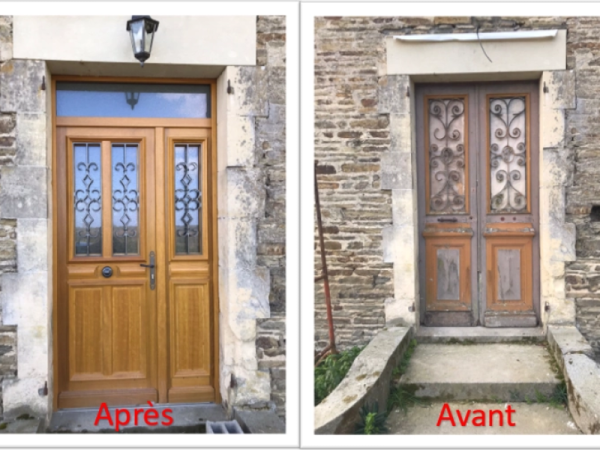 Avant-après porte bois clair avec grilles et tierce vitrée, imposte, mur pierre